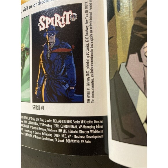 The Spirit: Assorted Set Including No. 1, 3, & 6-8. DC Comics (2007) - Picture 5 of 16